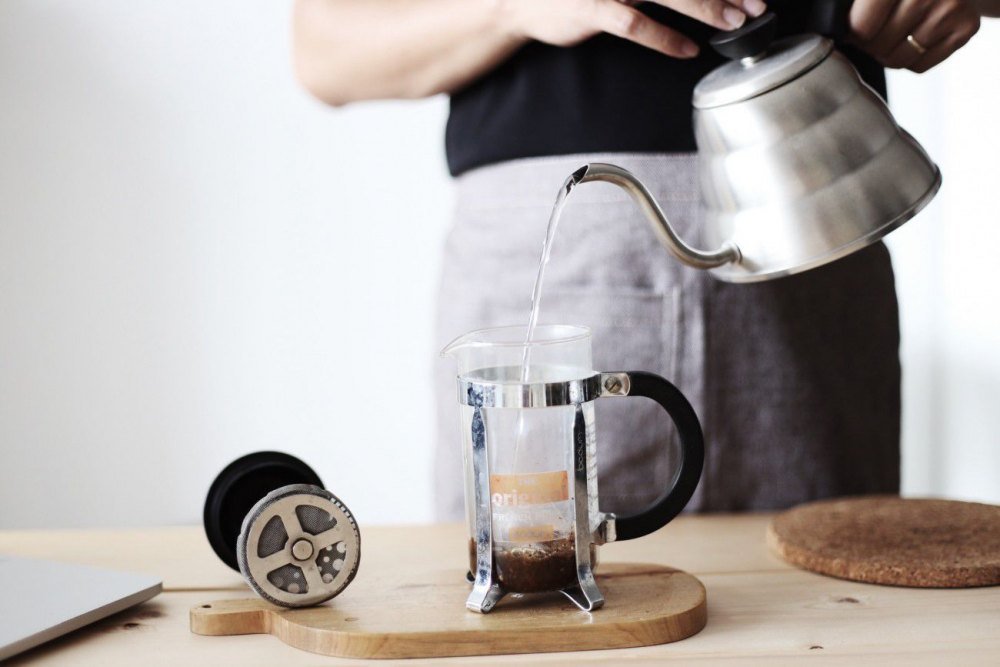 cach-pha-espresso-khong-dung-may-bang-binh-french-press Cách pha Espresso không cần máy với bình French Press
