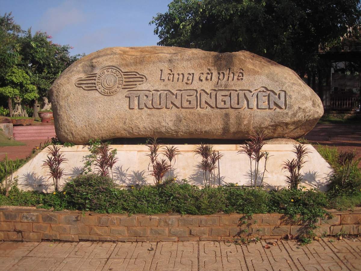 Tham khảo mức giá vé tham quan làng cà phê Trung Nguyên cùng MIA.vn 2