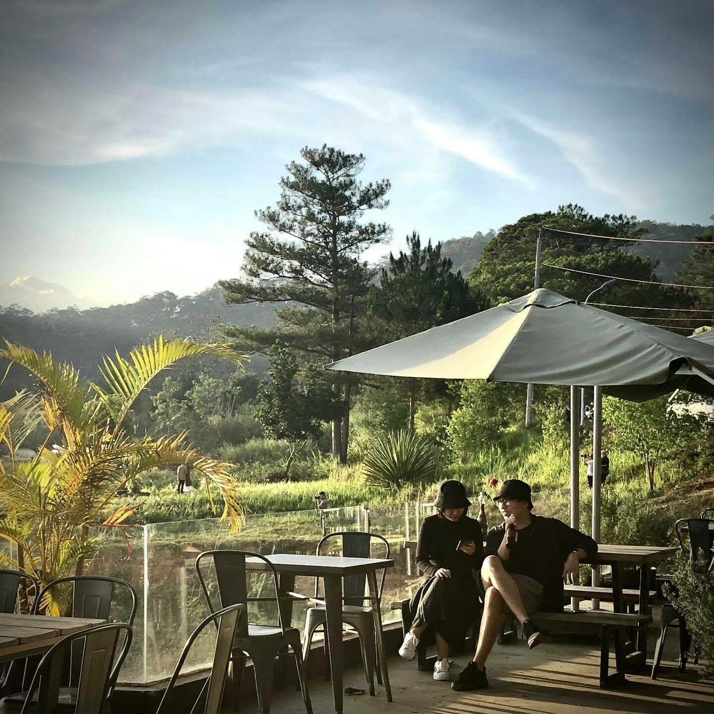 Đến The Seen House Coffee và chiêm ngưỡng hồ Tuyền Lâm tuyệt mỹ như tranh sơn thủy 23