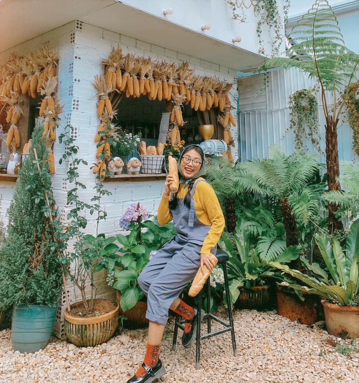 Boho Corner Coffee - Quán cà phê phong cách Bohemia đặc biệt, hấp dẫn 21