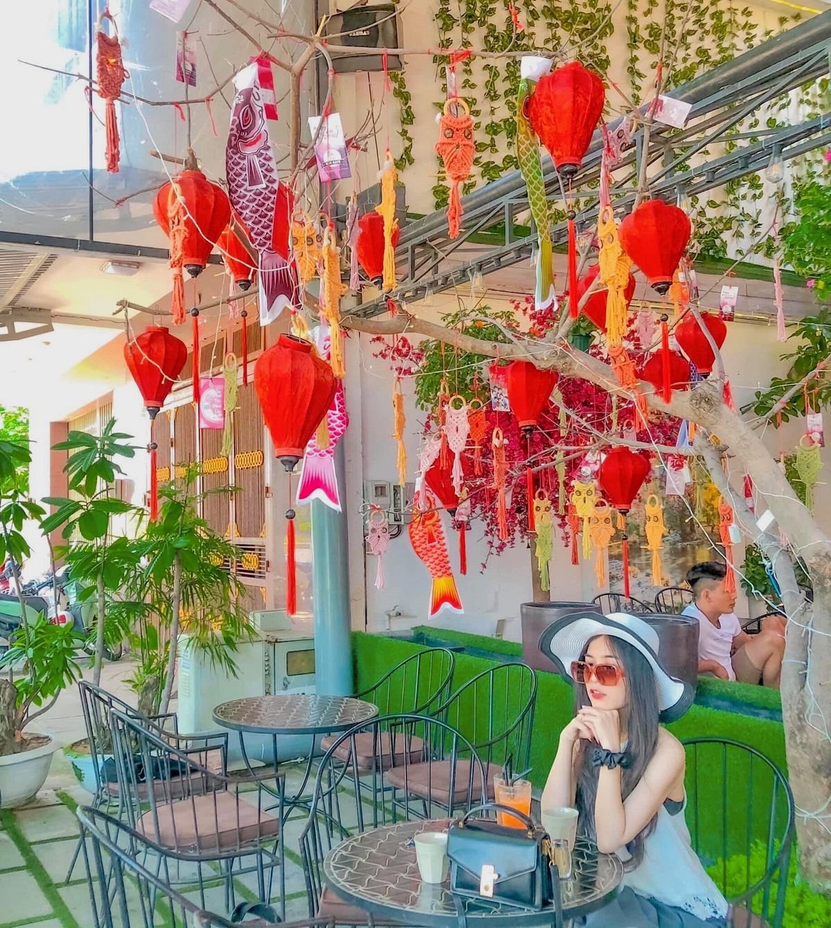 KOI café Phú Yên – Quán cà phê cá Koi tiên phong tại Phú Yên 11