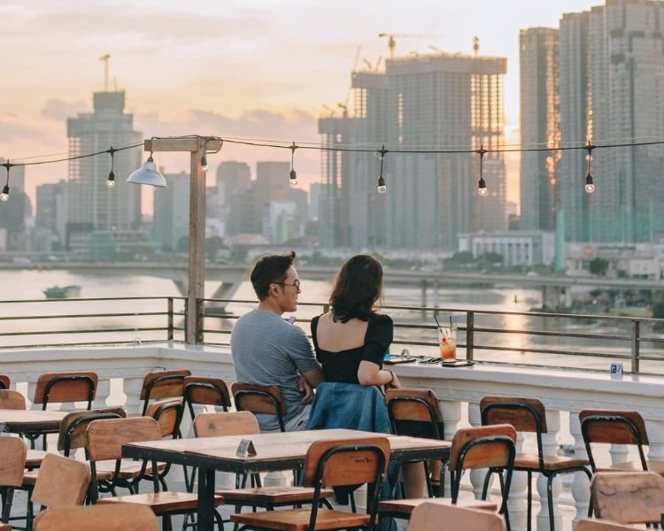 quan_cafe_binh_thanh_10_3f4b5bb015-1 Chạng Vạng Rooftop, quán cafe view đẹp ở Bình Thạnh